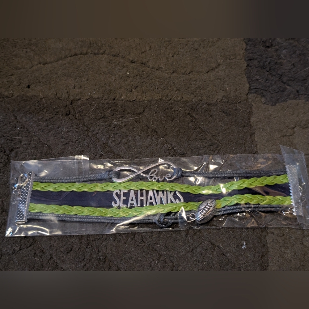 Seahawks Love Bracelet with Green and Gray Braids